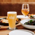 Apéritif au "4 Pines"